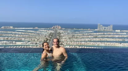 Imagem de Carolina Taketomi e de Luís Antônio Caetano em Dubai