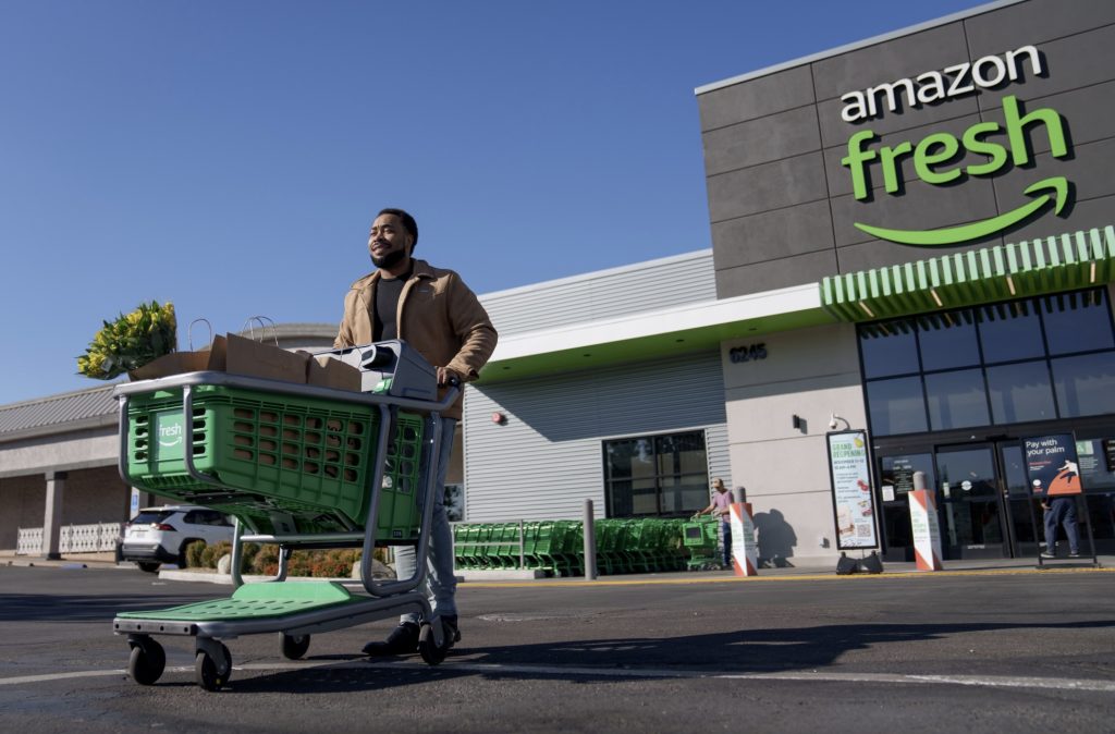 Fachada de loja da Amazon Fresh.