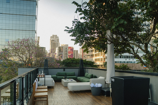 Kontrast: localizado no alto de São Paulo, novo clube de bem-estar coletivo aposta em sauna e imersão no gelo