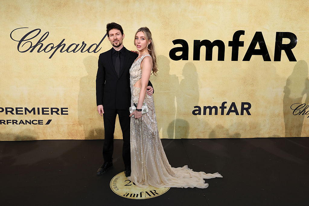 Em maio, Pavel Durov fez a primeira aparição pública com a namorada, Yulia Vavilova, no amfAR Gala durante o Festival de Cannes