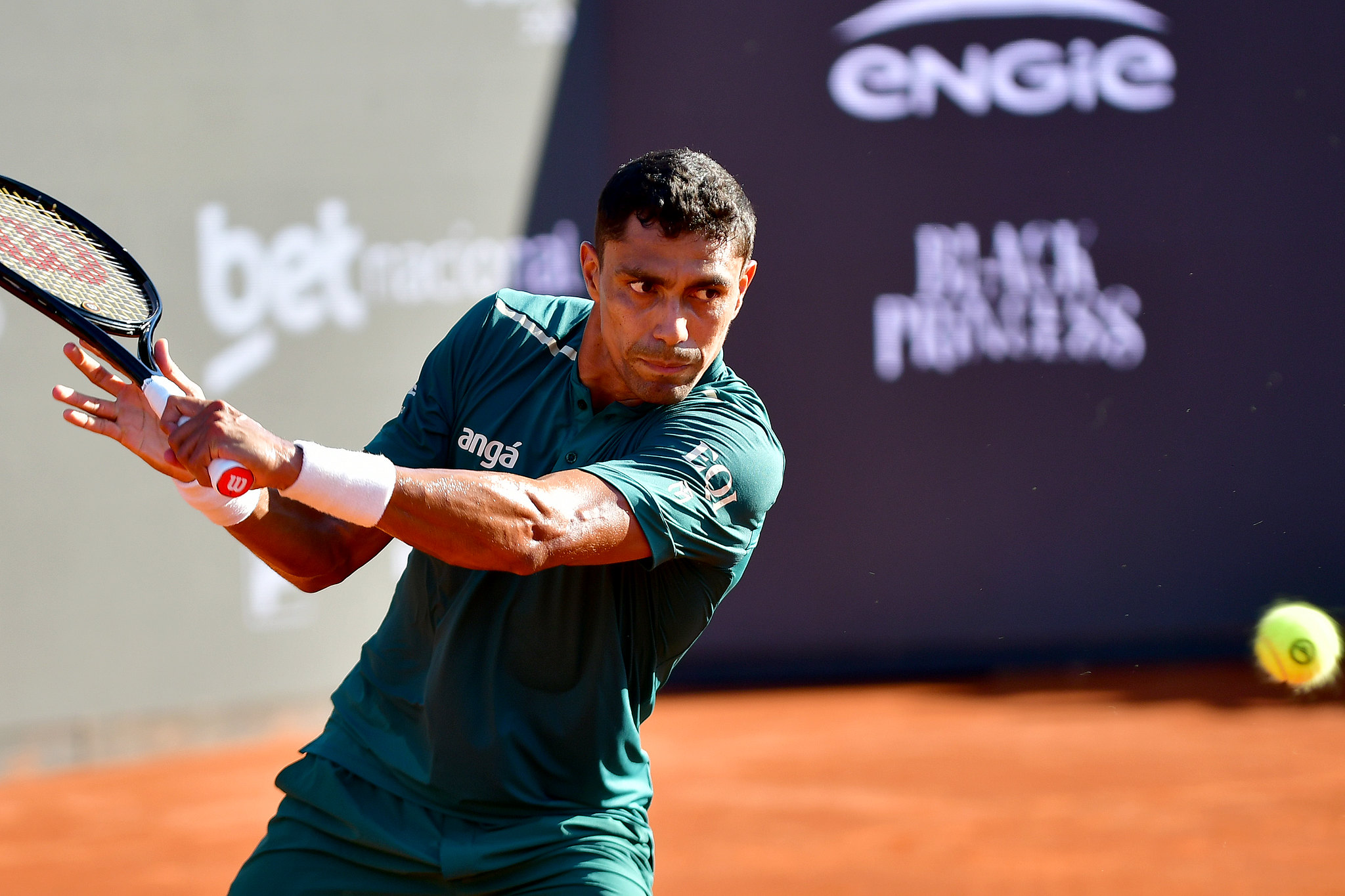 Thiago Mointeiro, tenista patrocinado pela EQI 