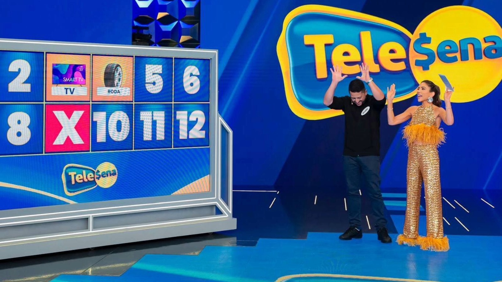 Patrícia Abravanel, filha de Silvio Santos, comanda uma das atrações da Tele Sena no SBT