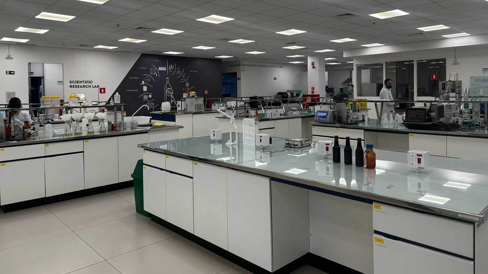 Laboratório Ambev CIT (Foto: Raquel Brandão/ InvestNews)