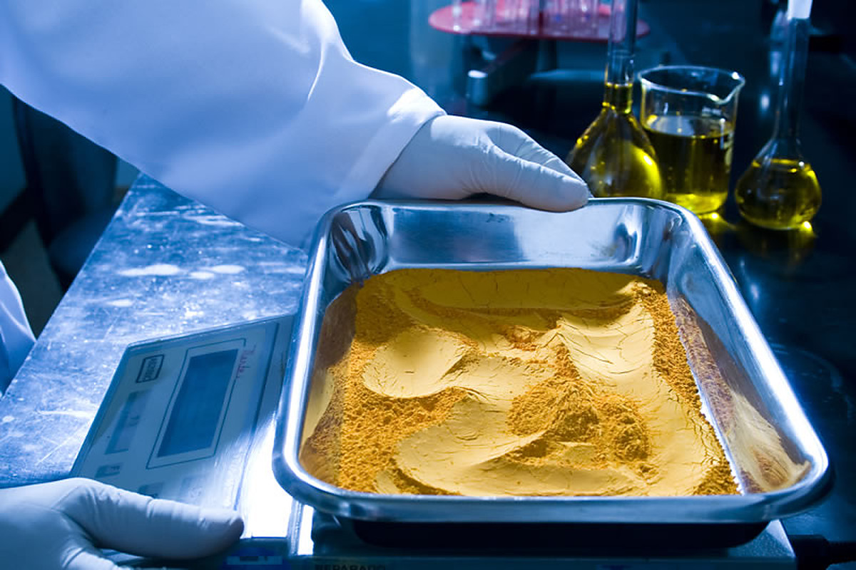 Yellowcake é o concentrado de urânio obtido depois que o minério é triturado e tratado quimicamente